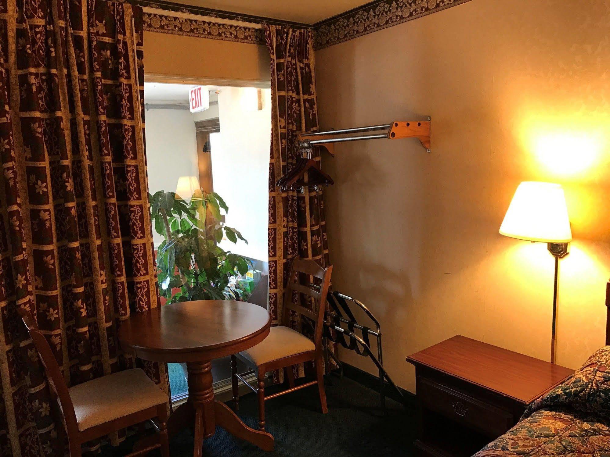 Value Inn East Stroudsburg Marshalls Creek Exterior foto